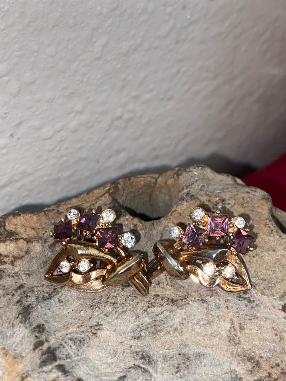 Vintage 80s Gold-Tone Purple Crystal & Rhinestoned Cluster Clip Earrings